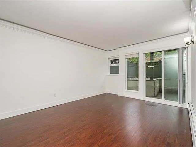 1850 Southmere Cres E #8 — Photo 14
