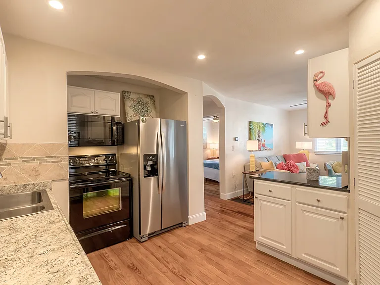 1521 Moravia Ave — Photo 12