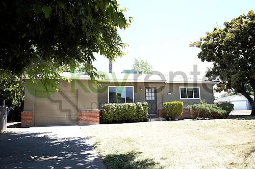 5121 Da Rosa Dr Photo 1 5121 Da Rosa Dr Photo 1
