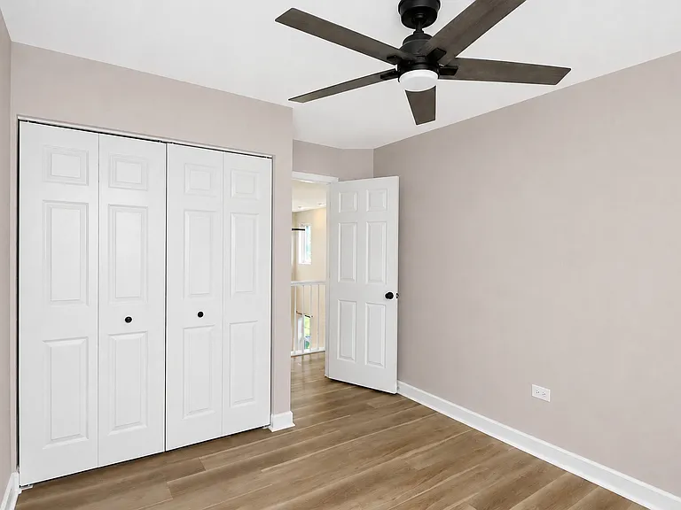 651 Lancaster Cir — Photo 27