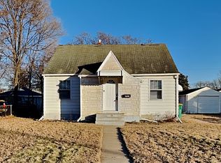 5606 Bryant Ave N, Brooklyn Center, MN 55430