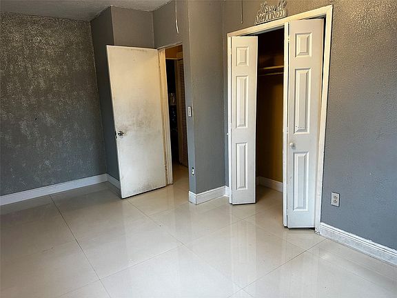 5th image of 631 NW 188th Street