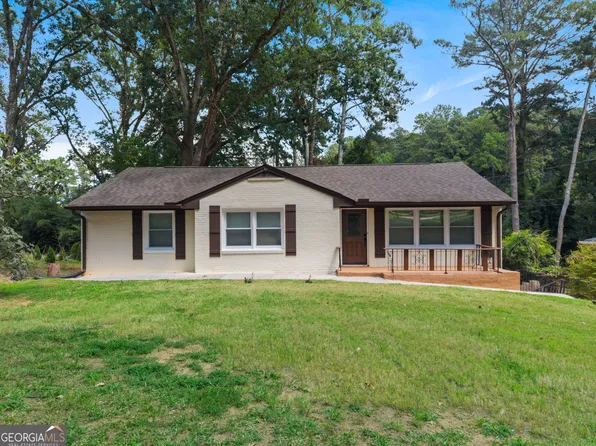 2783 Ben Hill Rd, East Pt, GA 30344