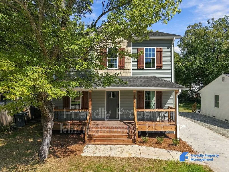 3 bed, 2.5 bath, 1609 sqft, $1,895 — Photo 2
