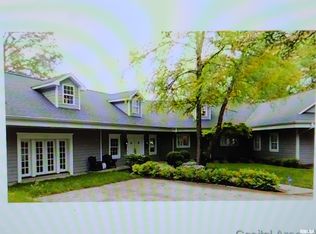 26 Island Bay Ln, Springfield, IL 62712