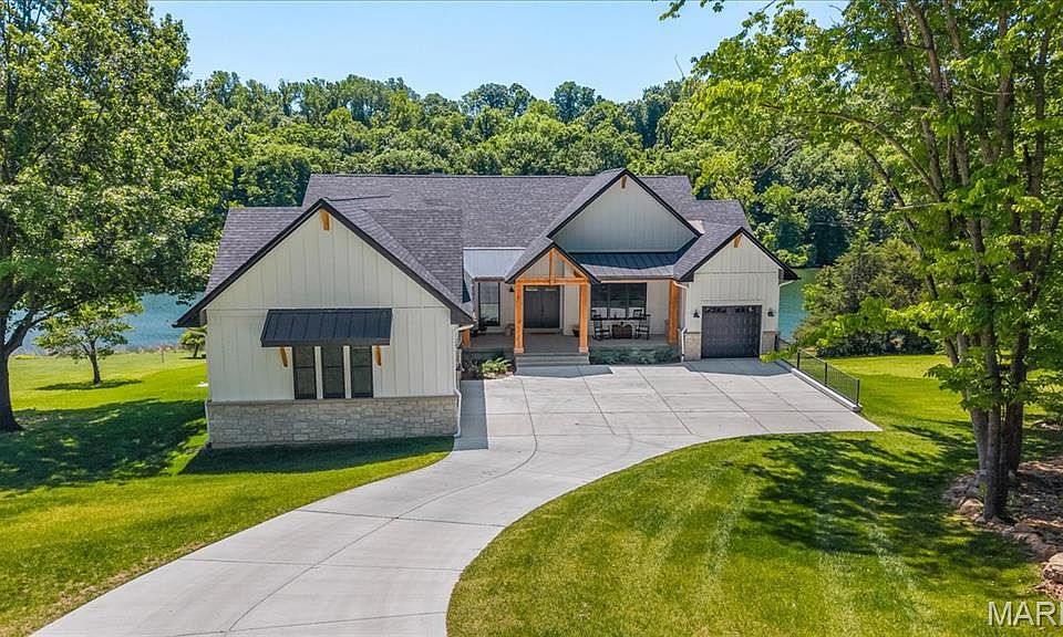 1st image of 4444 Augusta Shores Dr