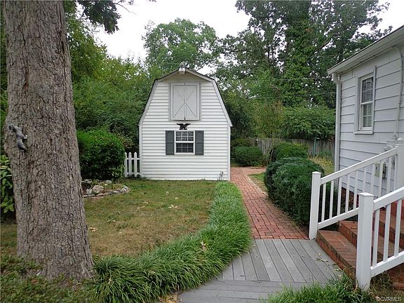 3rd image of 2745 Tinsley Dr