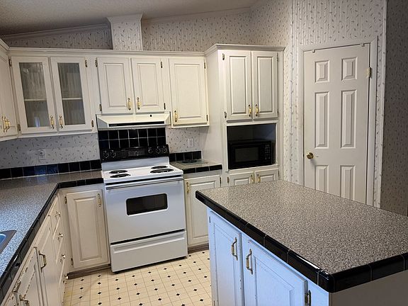 5th image of 1067 County Road 3224