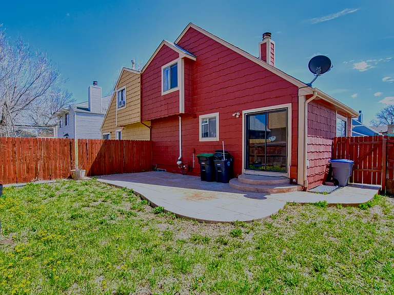 yard in drought - to be discussed.