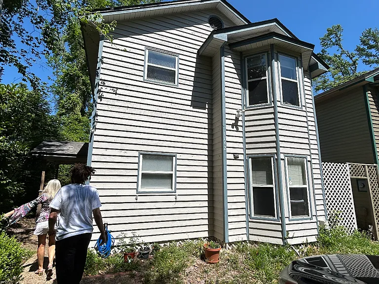 1742 Nestlewood Ln — Photo 25