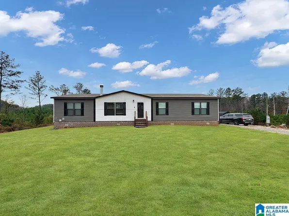 228 Primitive Pass, West Blocton, AL 35184