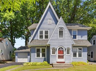410 Tarrington Rd, Rochester, NY 14609