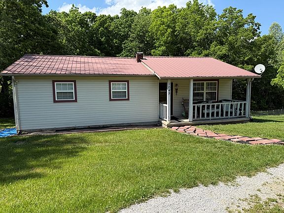 3rd image of 1045 Pearl Hinds Rd