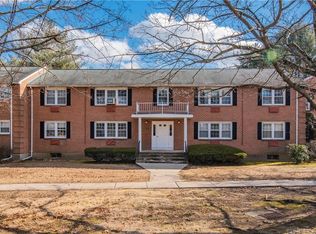 3 Brickyard Rd #15D, Farmington, CT 06032