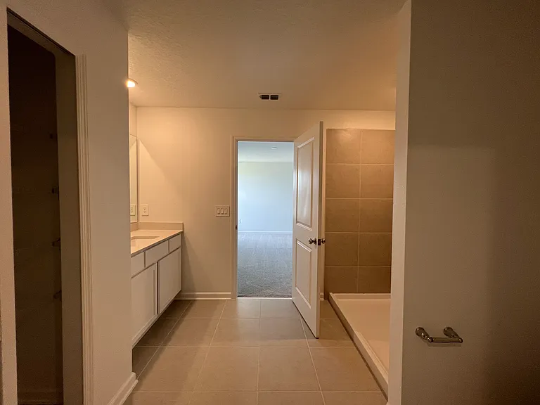 3478 Howell Dr — Photo 21