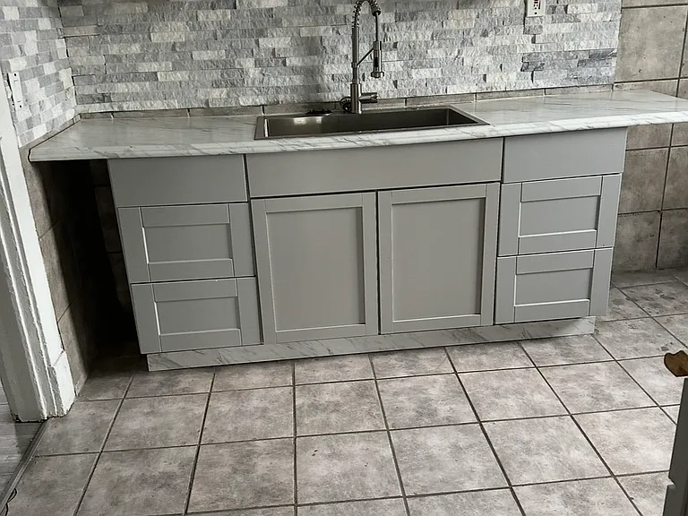 2477 N Detroit Ave #3 — Photo 1