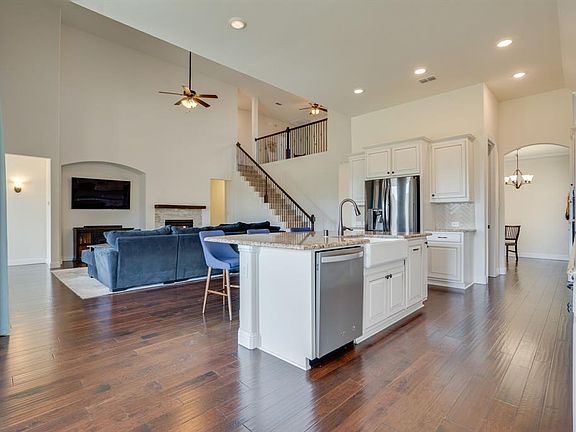 5th image of 11553 Teresa Ln