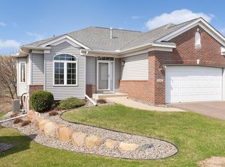 15147 Crestview Cir, Rosemount, MN 55068