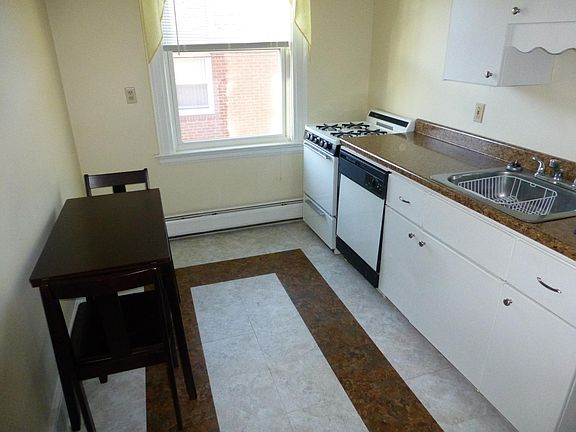 2nd image of 217 Fountain St APT 17