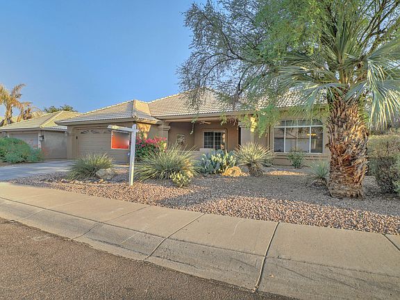 3rd image of 4207 E Cathedral Rock Dr