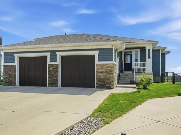 1021 NE Shantz Pl, Crossfield, AB T0M 0S0