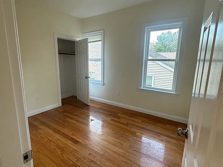 92 Lucerne St #2 — Photo 2