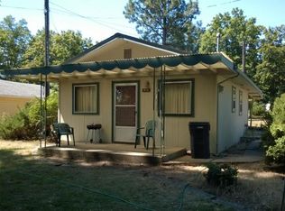 916 W 1st St, Cheney, WA 99004