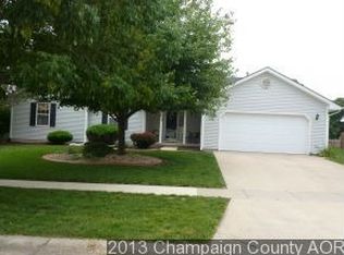 612 Laurel Dr, Saint Joseph, IL