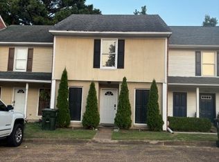 2005 Barry Cv, Oxford, MS 38655
