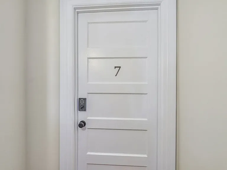 1840 Monument Ave #7 — Photo 2