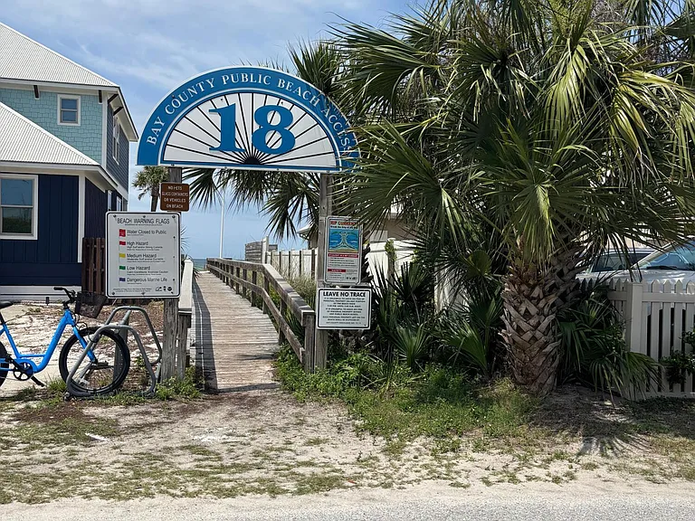 8126 Surf Dr — Photo 13
