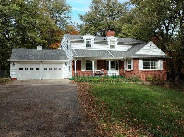 15 Westwood Ct, Estherville, IA 51334