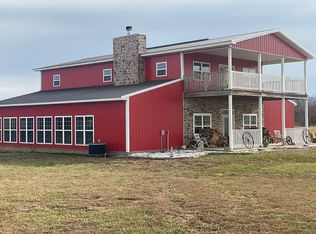 662 N 108th St, Girard, KS 66743