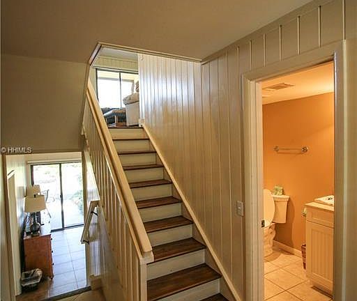 2nd image of 37 S Forest Beach Dr APT 16