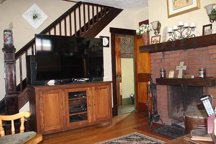 1004 Winterton St — Photo 36