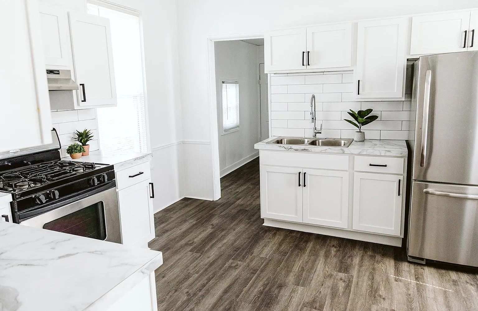 4 bed, 1300 sqft, $1,995 — Photo 1