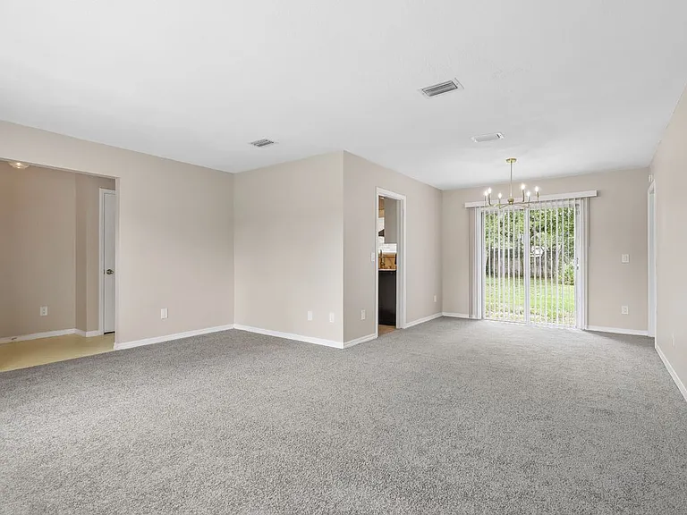 3920 University Club Blvd — Photo 2