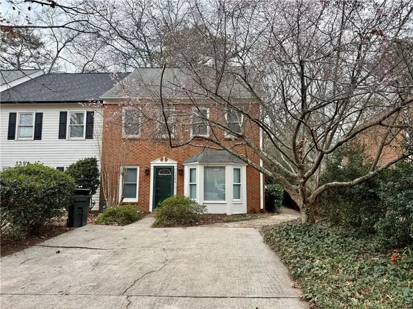 1392 Old Virginia Ct SE, Marietta, GA 30067