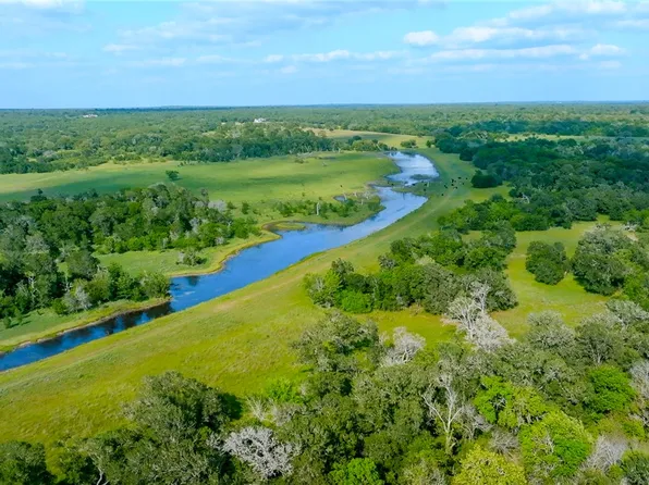 4046 Fm 1361, Somerville, TX 77879