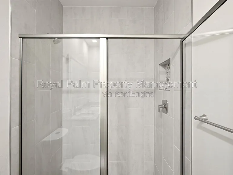 3518 NE 21st Pl — Photo 19