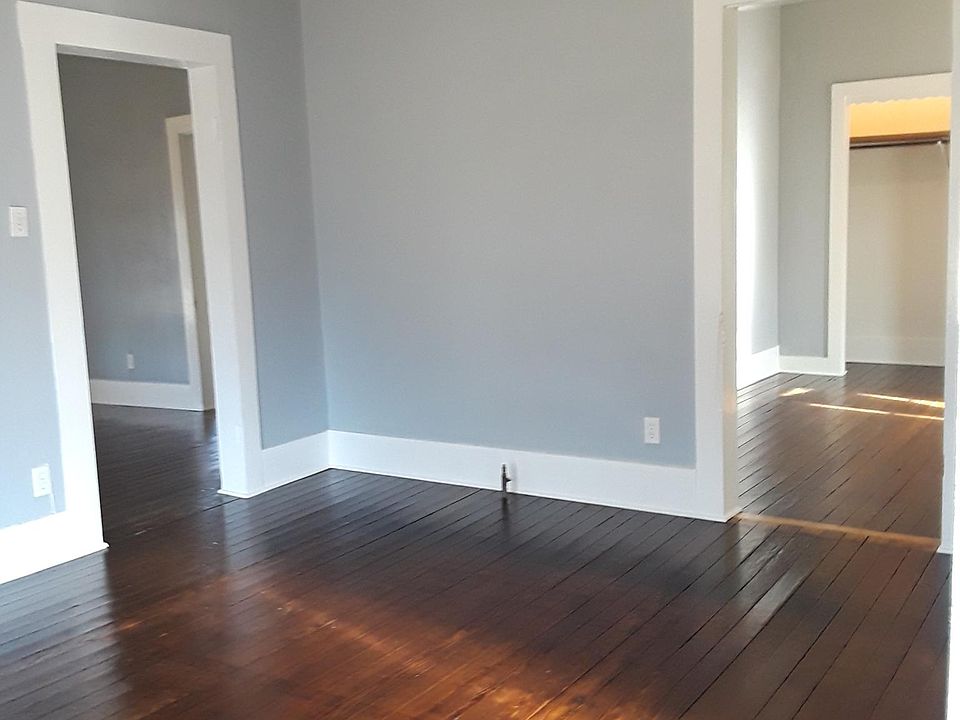 2nd image of 1420 Clinton Ave