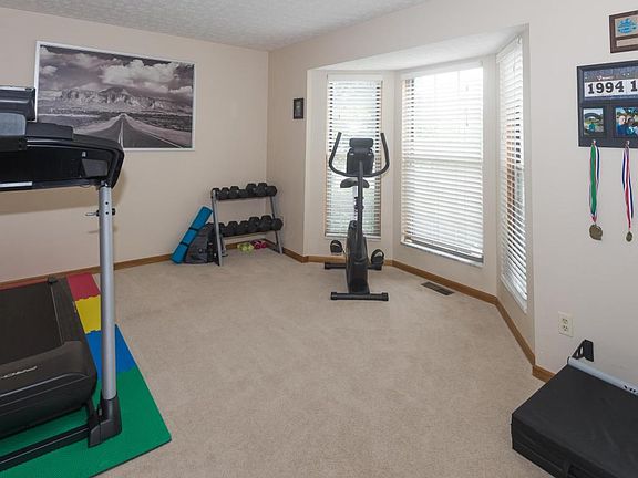 5th image of 2493 Charles Mill Dr
