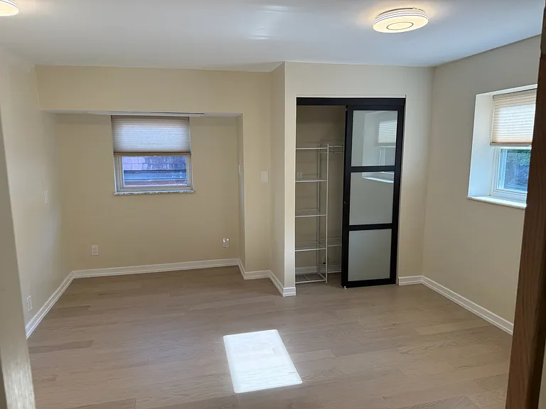 2327 Park Ave #3 — Photo 14