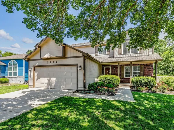2744 S West Pkwy, Wichita, KS 67210