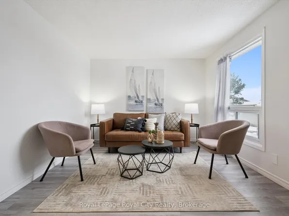 700 Paisley Rd #78, Guelph, ON N1K 1A3