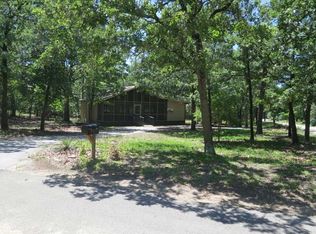 323 Elmwood Ln, Holly Lake Ranch, TX 75765