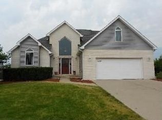 409 O'Toole Dr, Minooka, IL 60447
