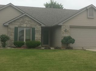1105 Ashwood Dr, Auburn, IN