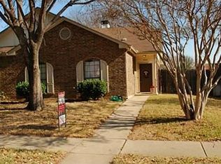 2904 Northrope St, Euless, TX 76039