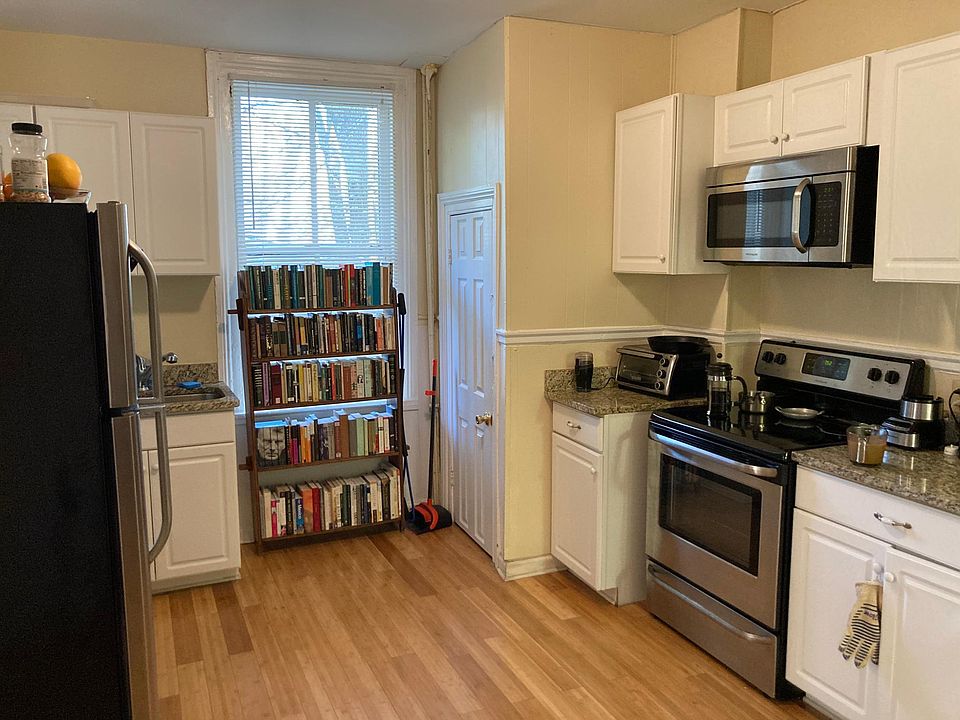 1st image of 528 S Pine St #2